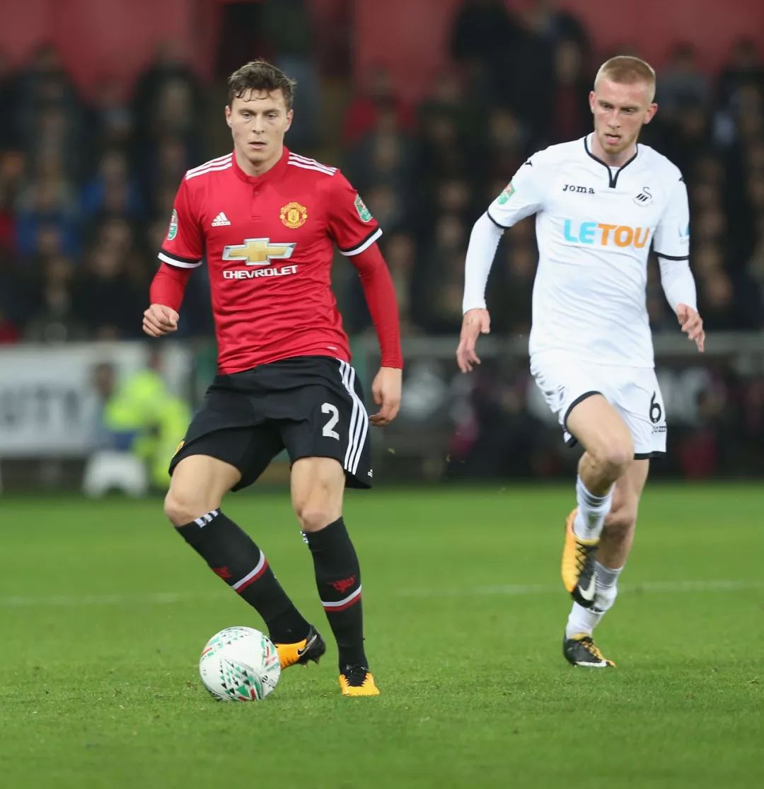 背後都隱藏 背後都隱藏